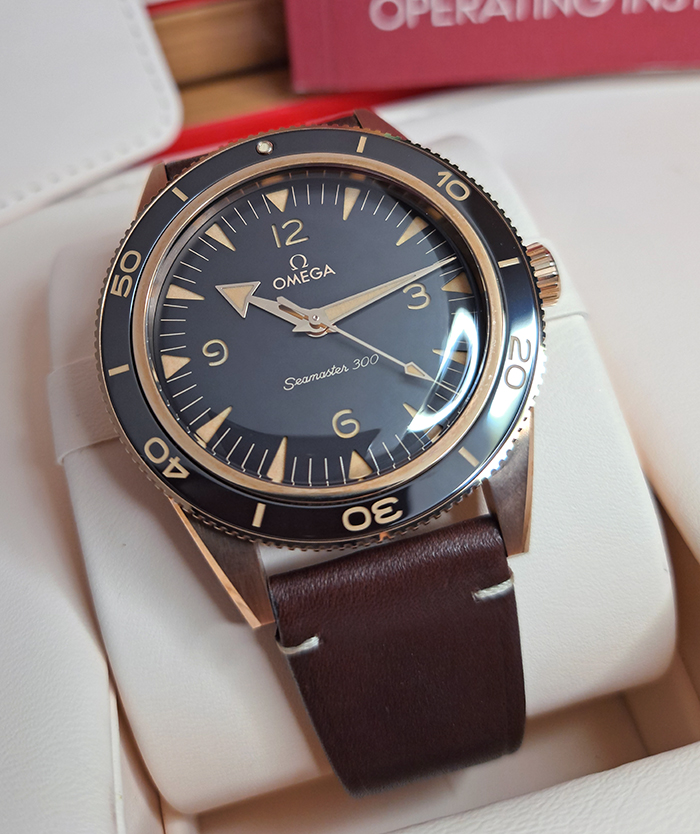 Omega Seamaster 300 Bronze Gold Co-Axial Master Chronometer Ref. 234.92.41.21.10.001